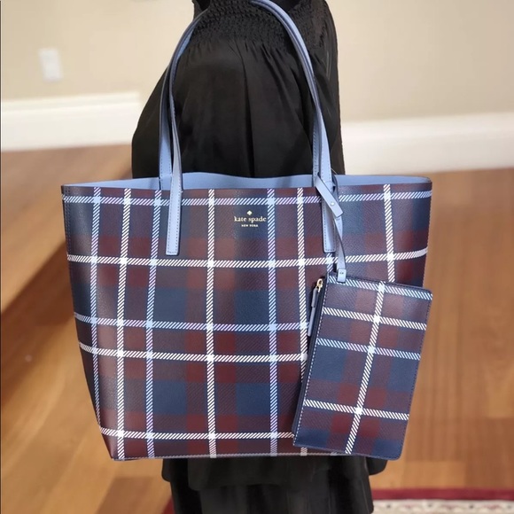 NWT kate spade plaid reversible Tote&wristlet - Picture 2 of 8